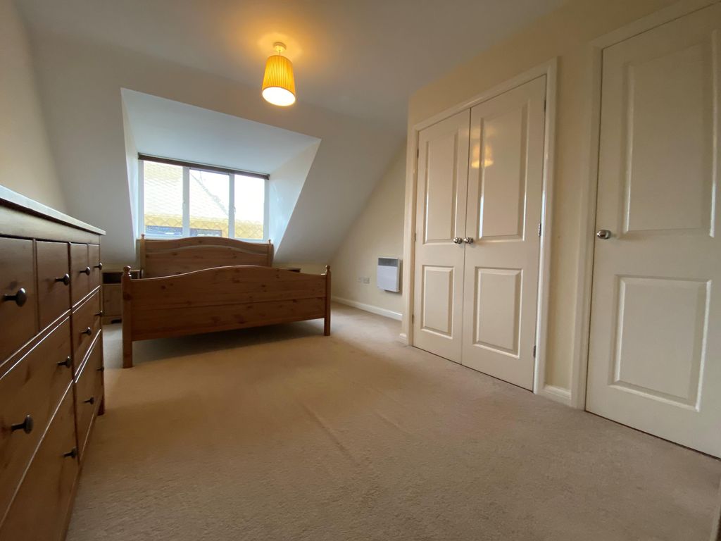 Property photo 3 of 7 Bedroom