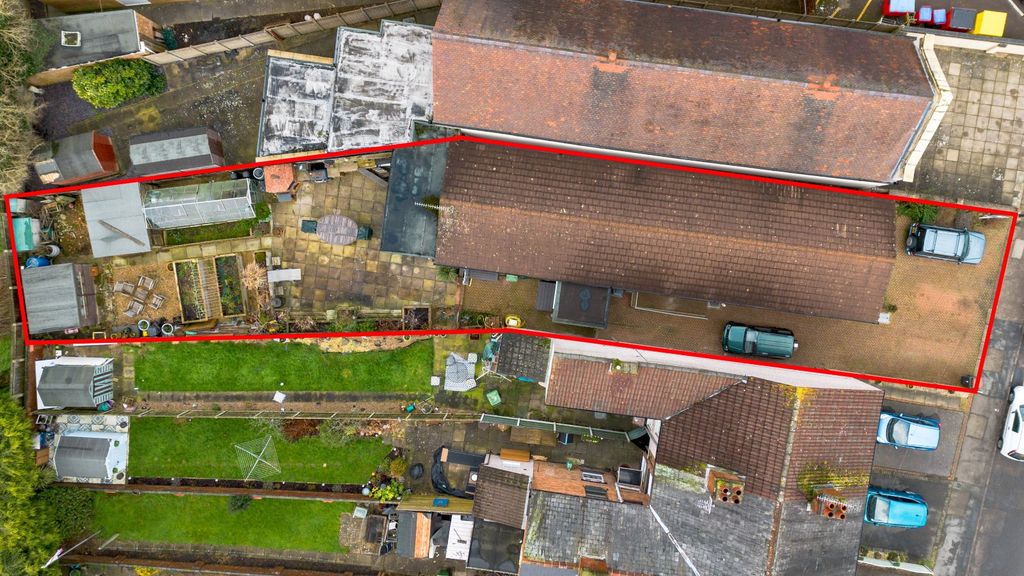 Property photo 2 of 20 Birds-Eye View