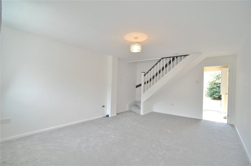 Property photo 3 of 10 Picture No. 01