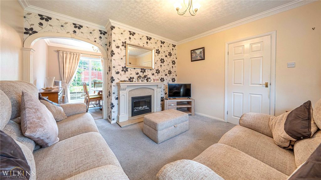 Property photo 3 of 22 Picture No. 09