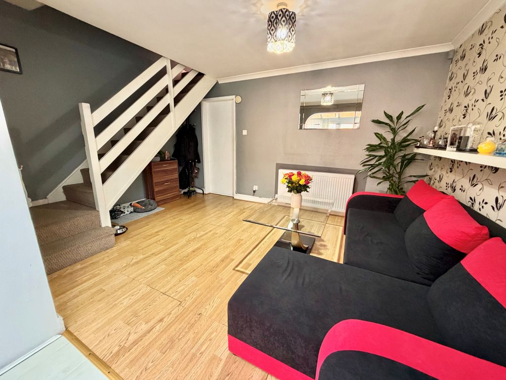 Property photo 2 of 13 Image