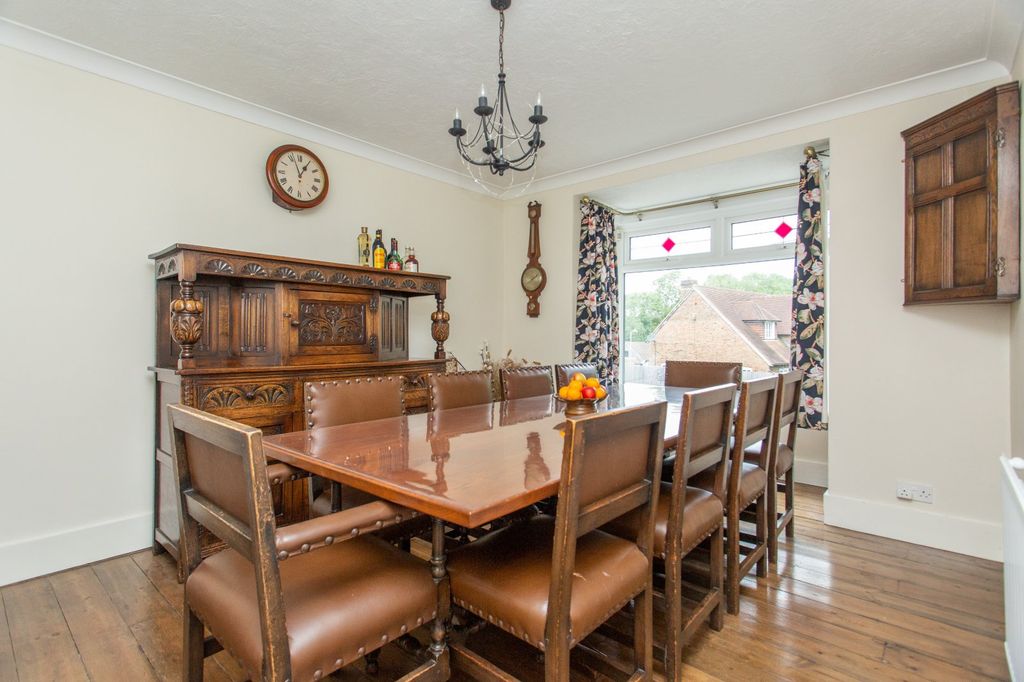 Property photo 3 of 35 Picture 3