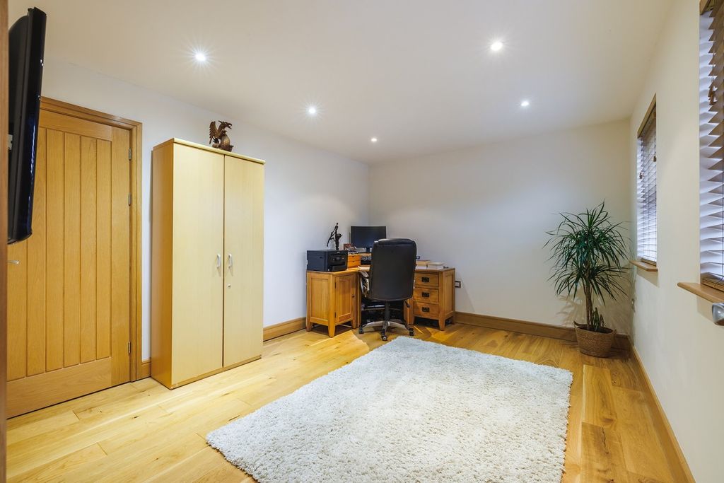 Additional image 28 of 6 bed detached house for saleAber Llwchwr, Llangennech SA14