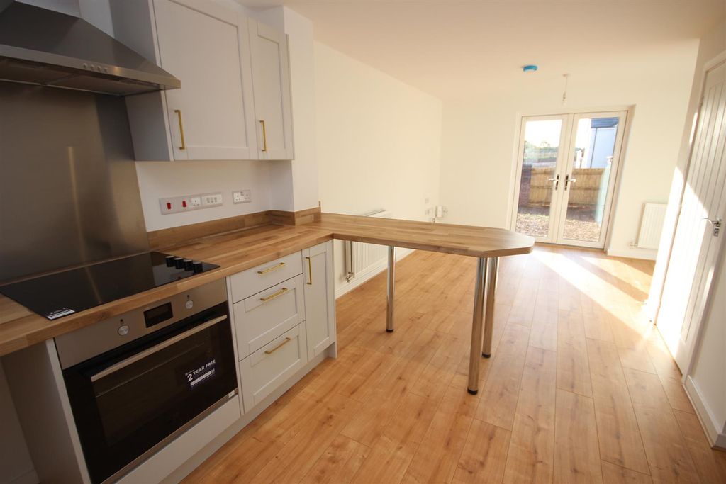 Property photo 3 of 11 Kitchen Living.Jpg