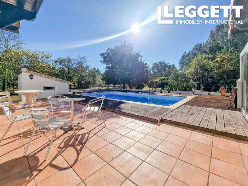 Property photo 2 of 10