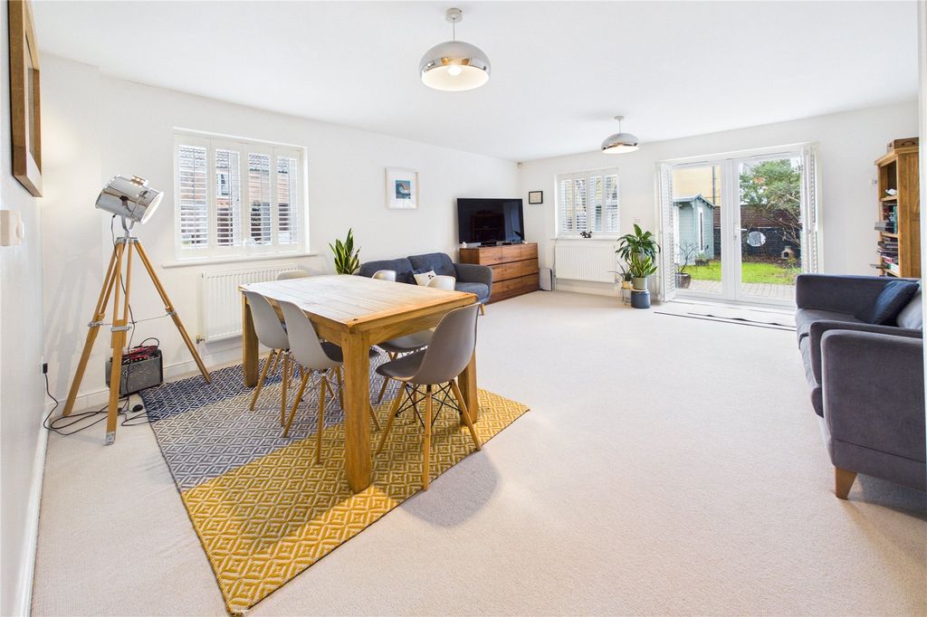 Property photo 3 of 22 Living/Dining Room