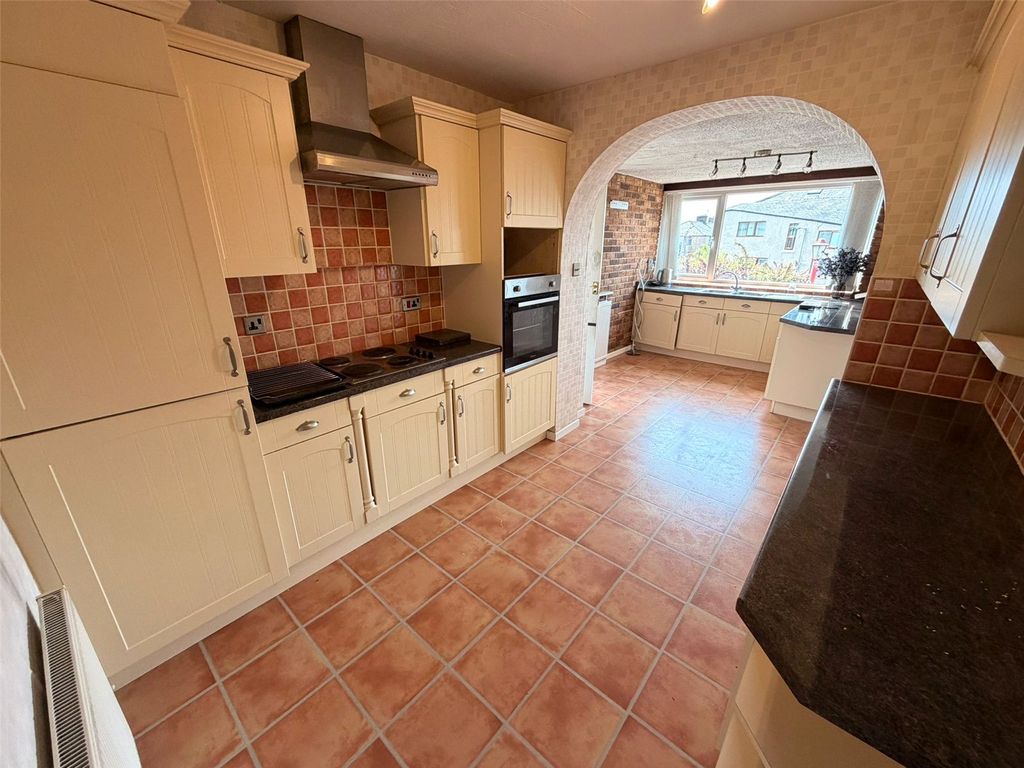 Property photo 3 of 30 Picture No. 20