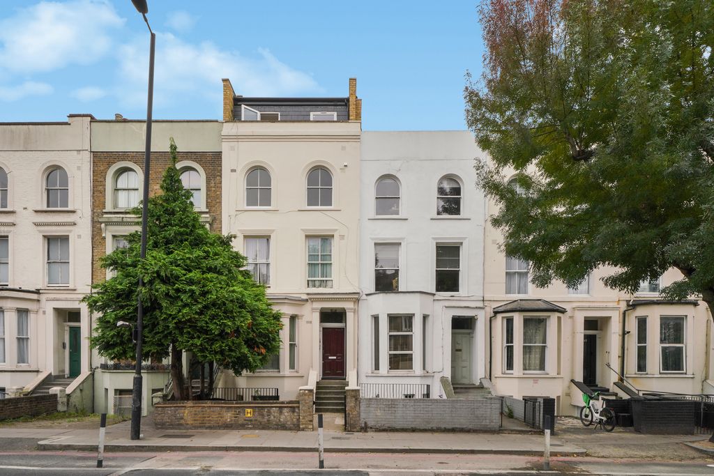 Property photo 2 of 12