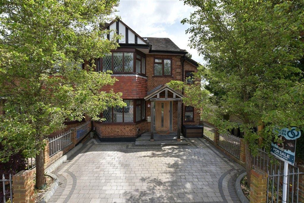 Property photo 2 of 21 External (Web)