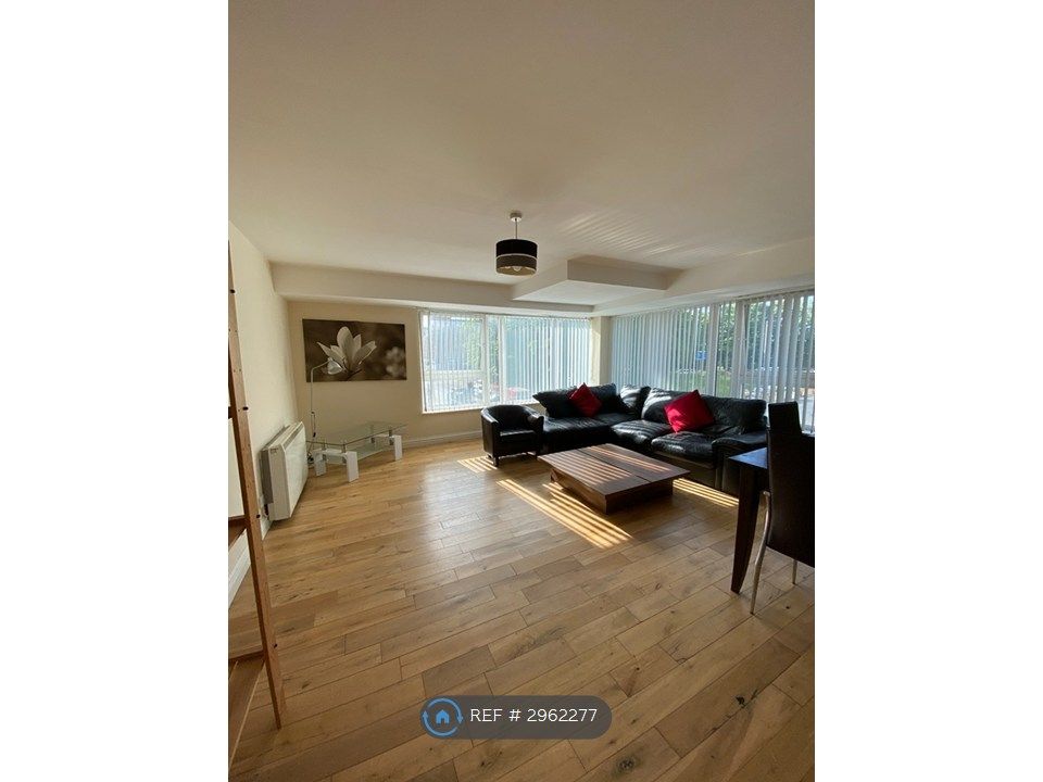 Property photo 3 of 11