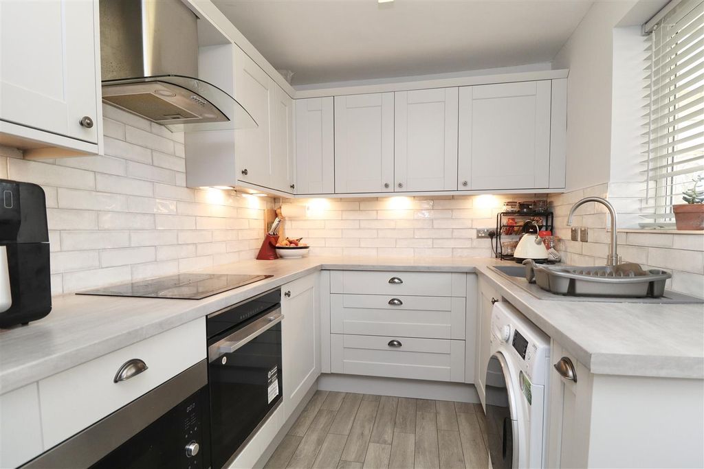 Property photo 2 of 12 Image00005.Jpeg