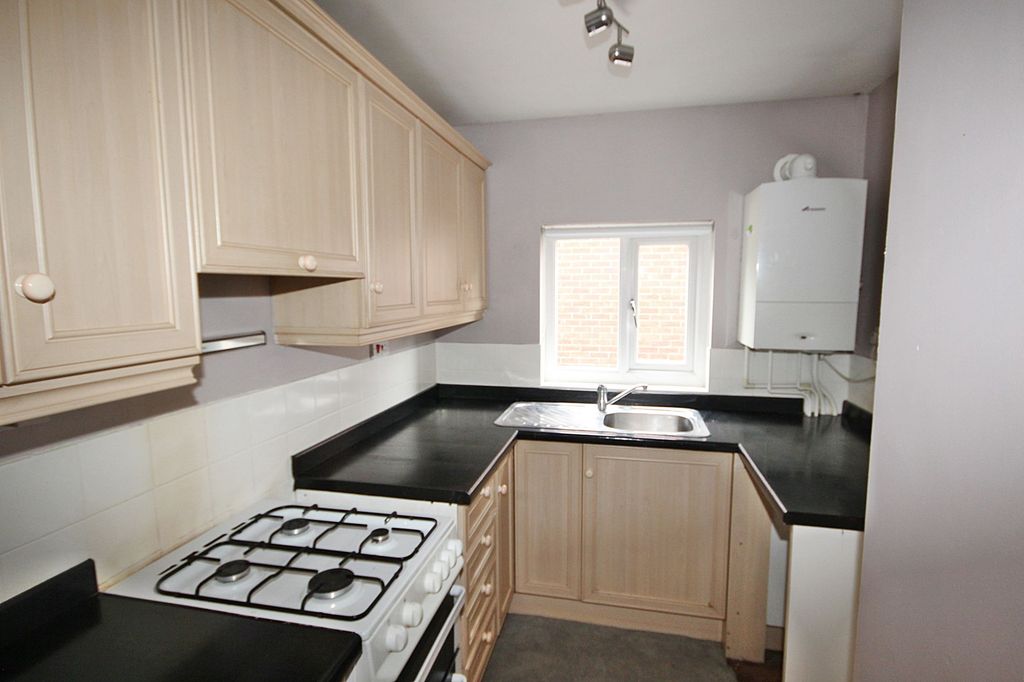 Property photo 2 of 12