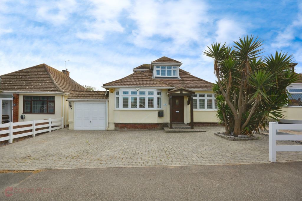 Property photo 2 of 44