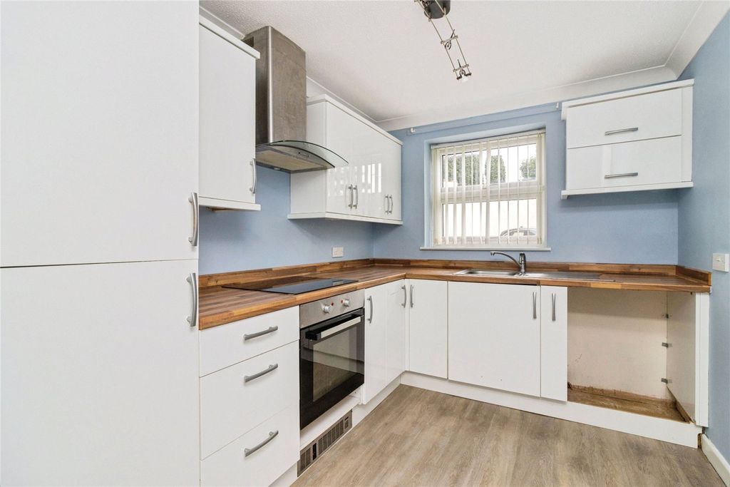 Additional image 6 of 2 bed flat for saleEast Cliff Road, Dawlish, Devon EX7