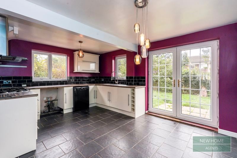 Property photo 3 of 20 Photo 7