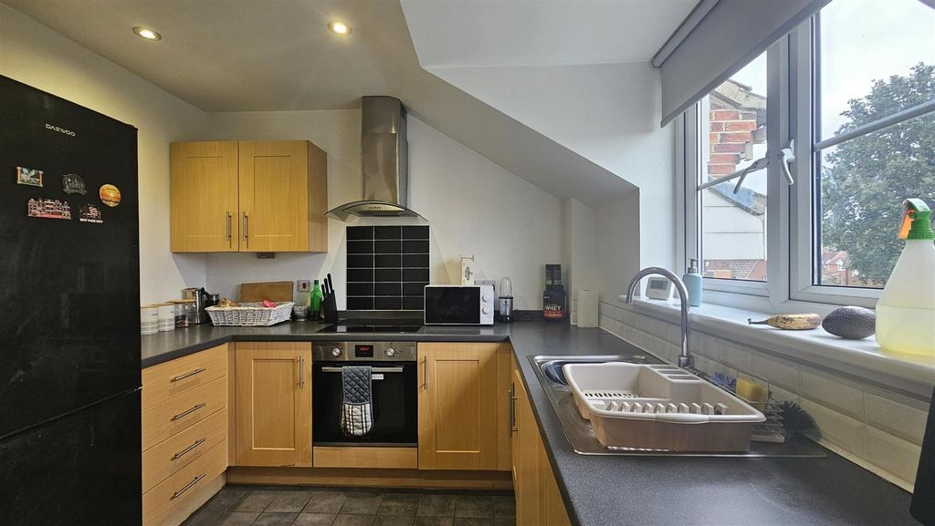 Property photo 1 of 8 Pro-Ddupuymf.Jpeg