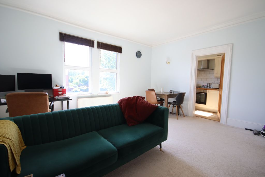 Property photo 2 of 9