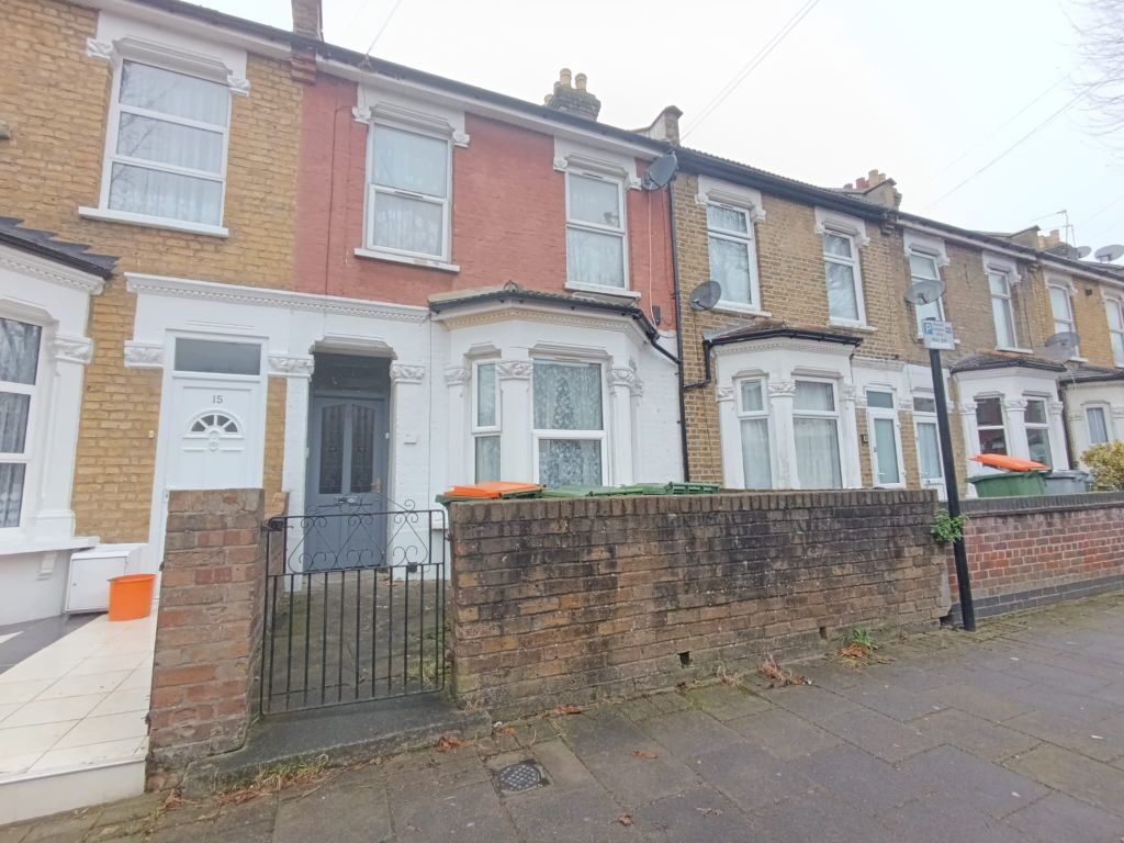 Property photo 1 of 5