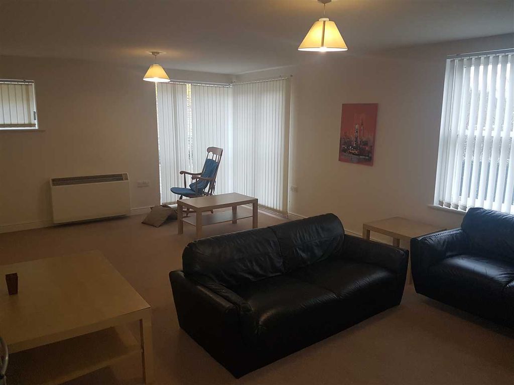 Property photo 2 of 4