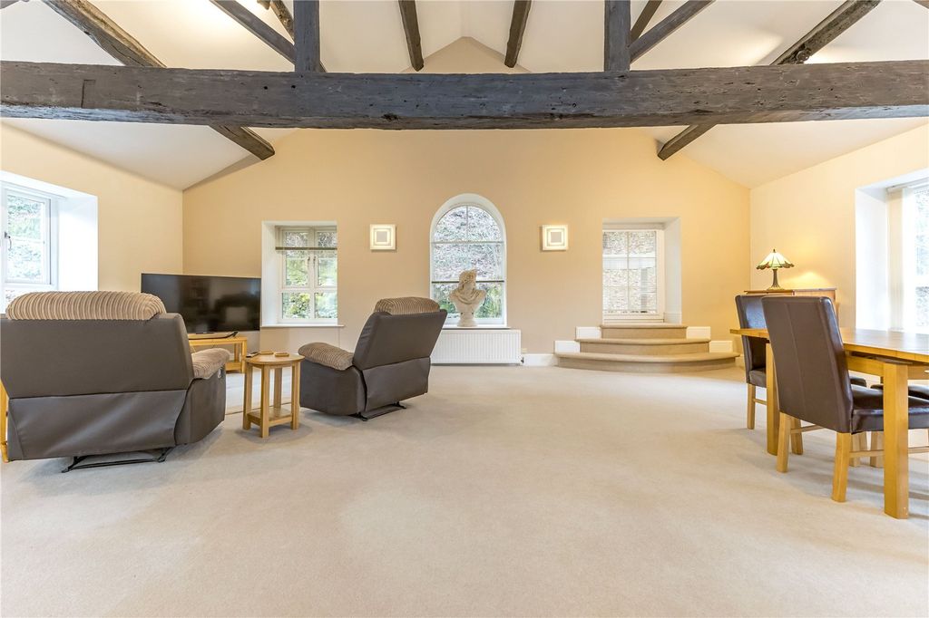 Property photo 3 of 24 Living Room