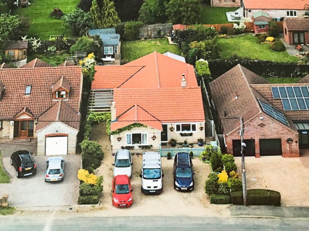 Property photo 3 of 27