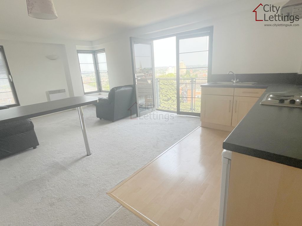 Property photo 2 of 10