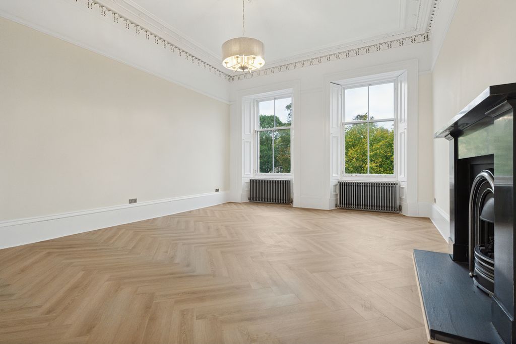 Property photo 3 of 37 3