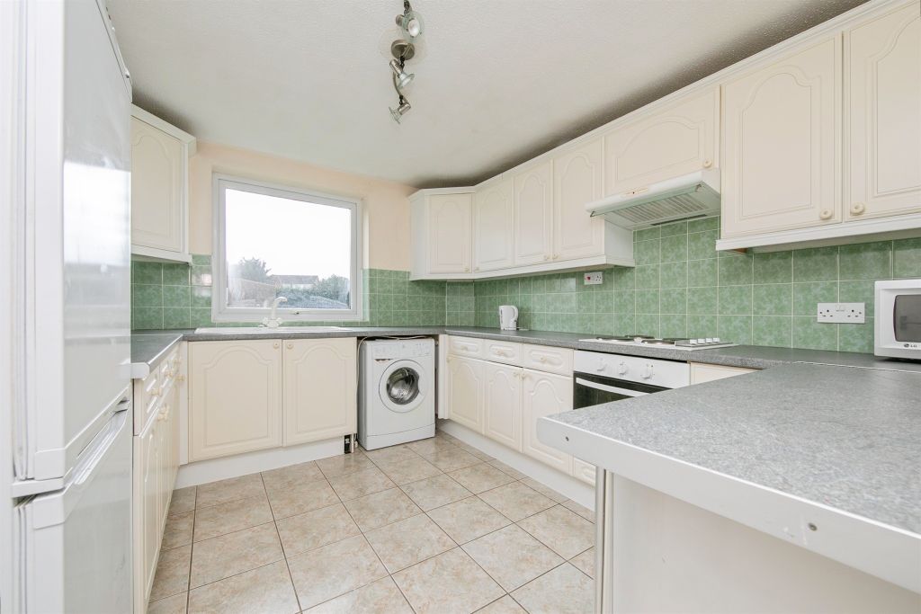 Property photo 2 of 14