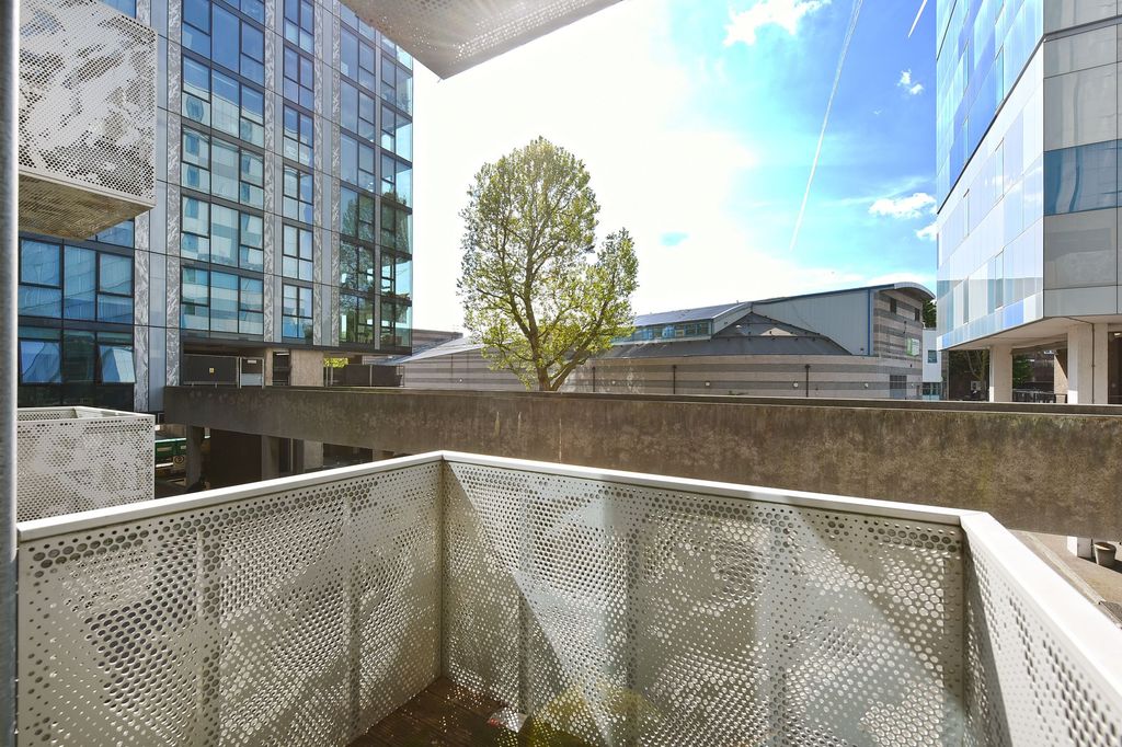 Property photo 3 of 6