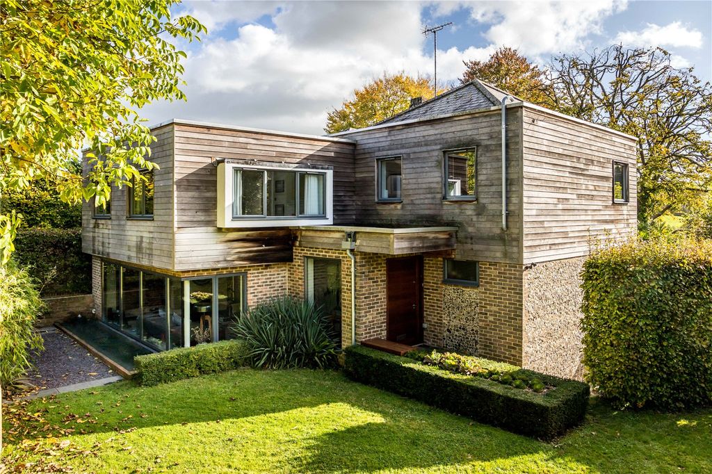 Property photo 1 of 43 House. Partnership