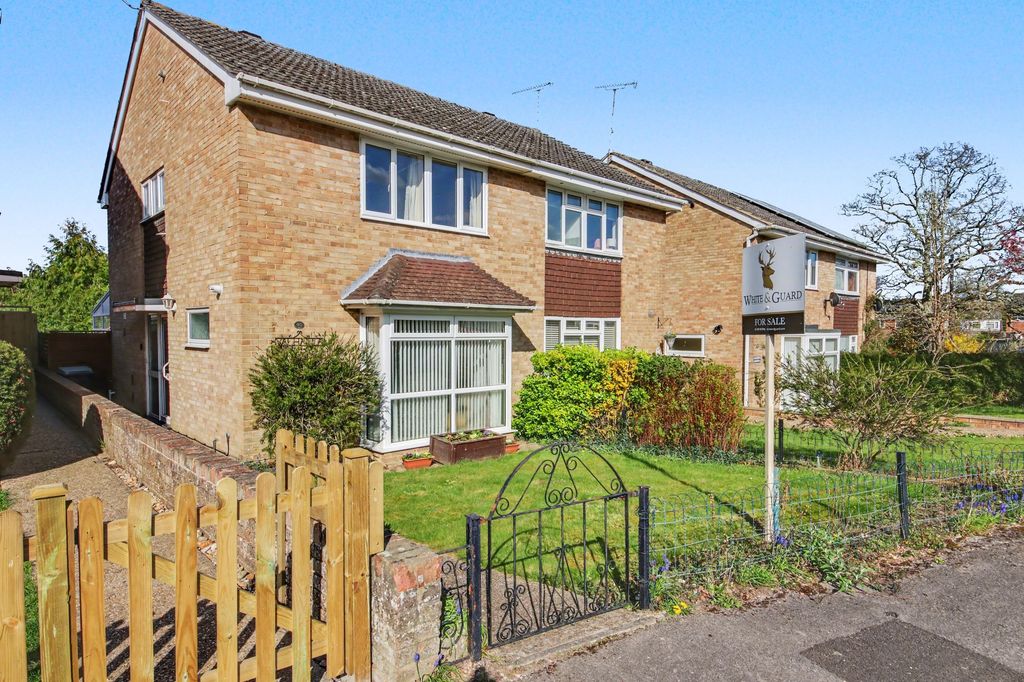 Property photo 1 of 12