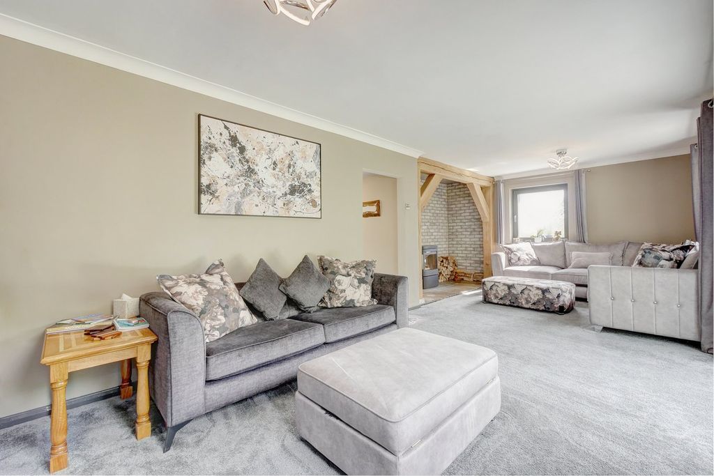 Property photo 3 of 50