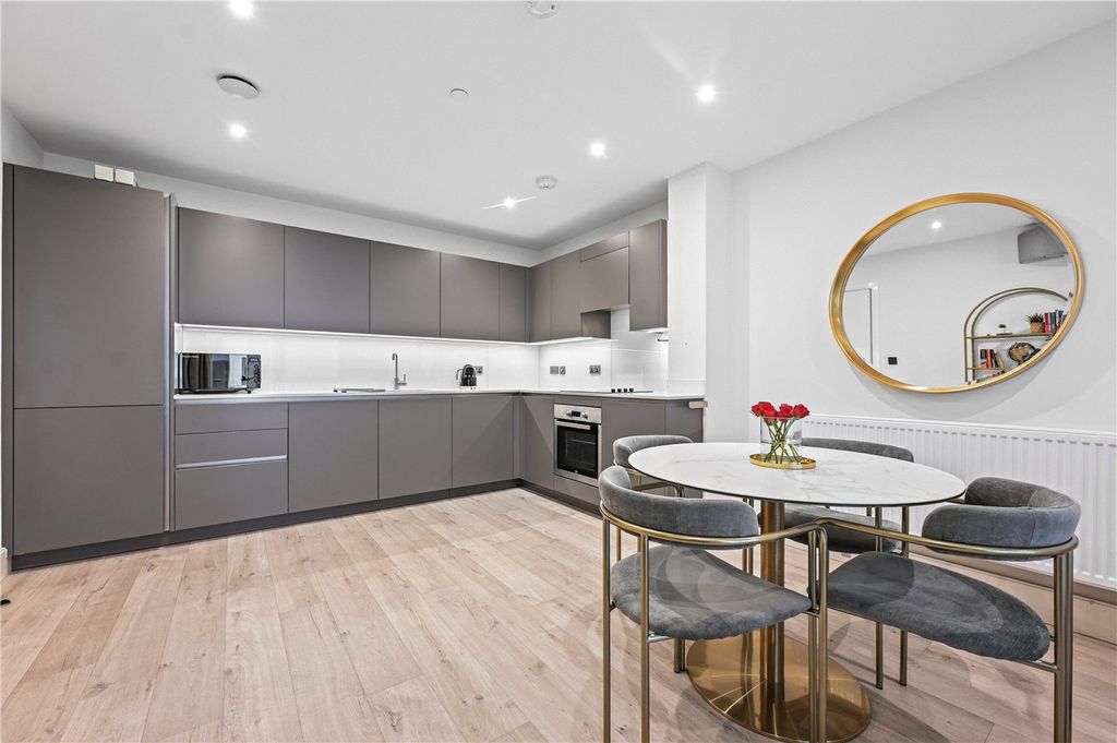 Property photo 2 of 12 Picture No. 05