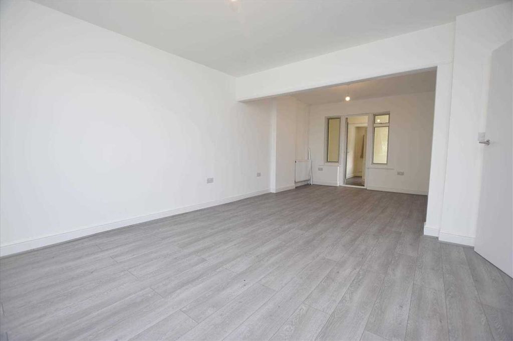 Property photo 1 of 14 Main Picture