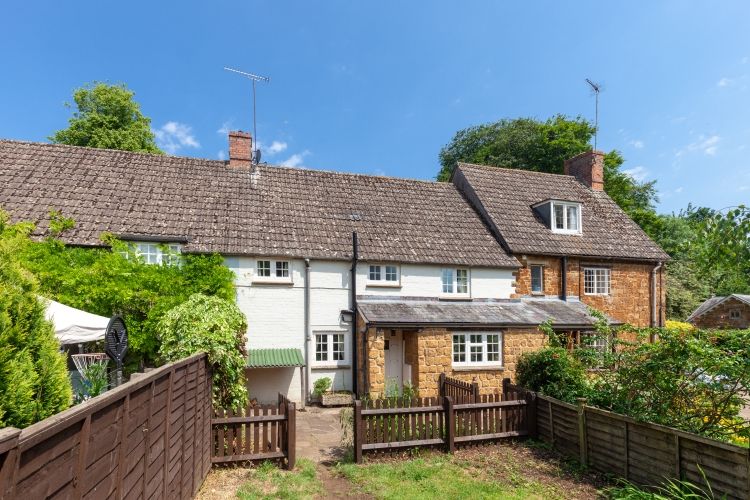 Property photo 1 of 13 224958