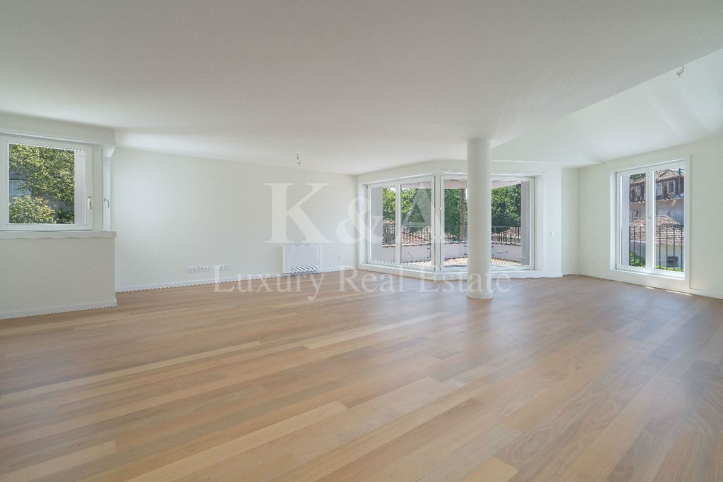 Property photo 3 of 26
