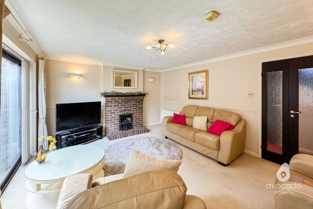 Property photo 3 of 29 5364586