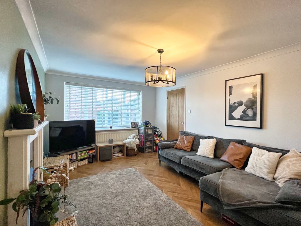 Property photo 3 of 18 Photo 9