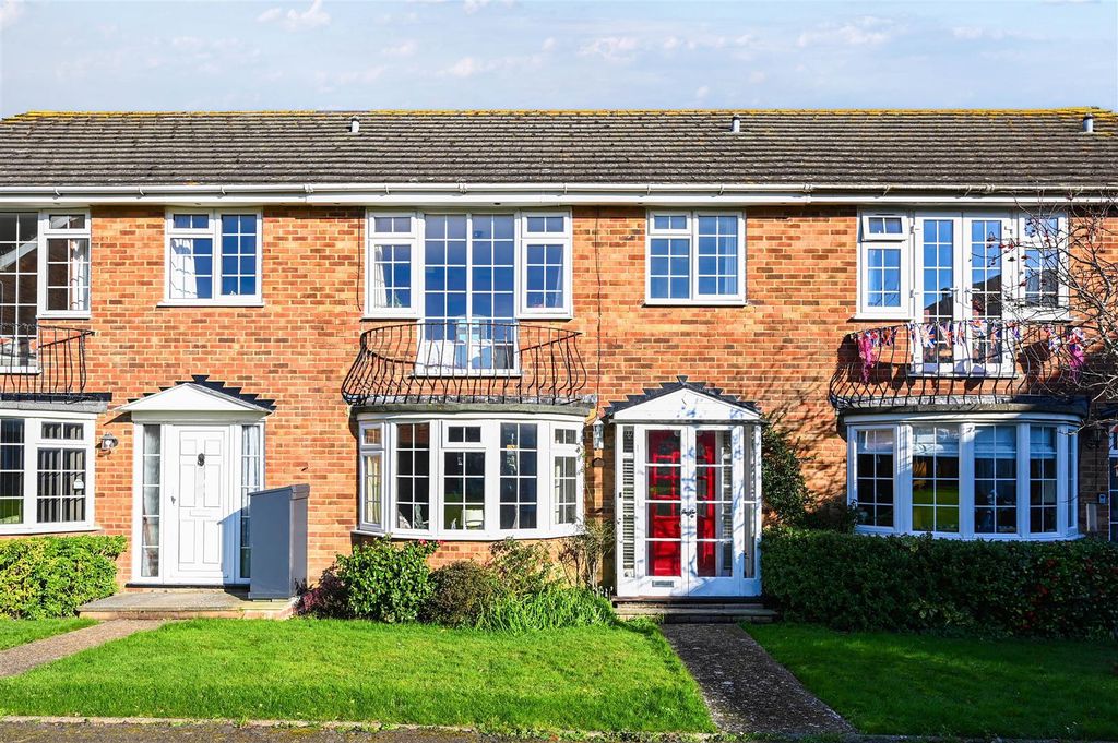 Property photo 1 of 21 126-College-Road-Tn401Tw (18).Jpg