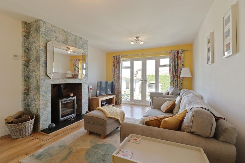 Property photo 3 of 30 Img_8449_1.Jpg