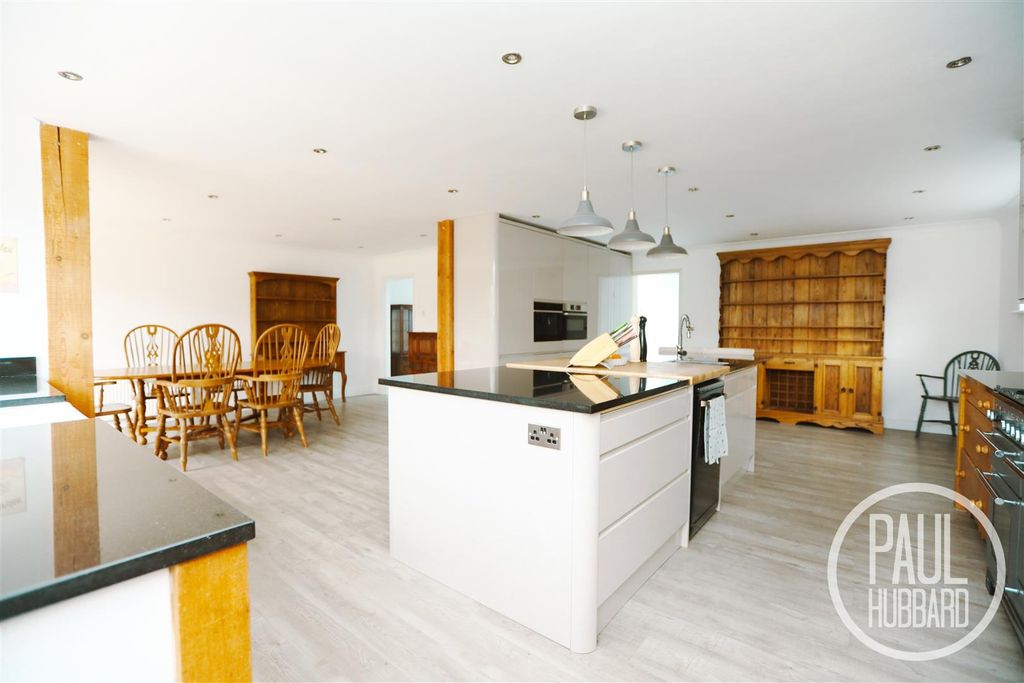 Property photo 3 of 28 7R5A9120.Jpg