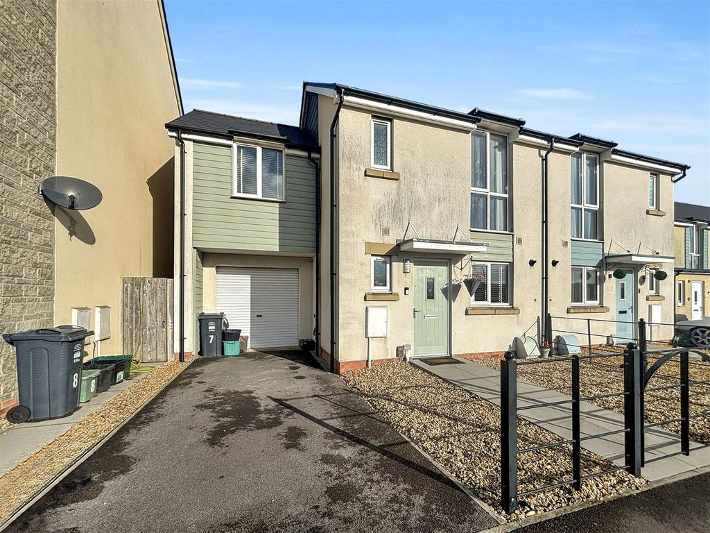 Property photo 1 of 19 Front Elevation