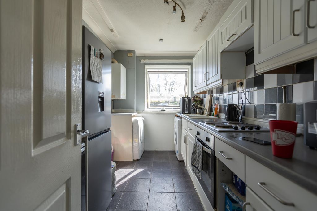 Additional image 7 of 2 bed flat for saleEllerslie Street, Johnstone PA5