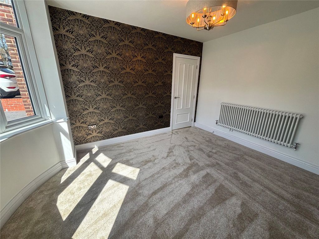 Property photo 3 of 30 Picture No. 14