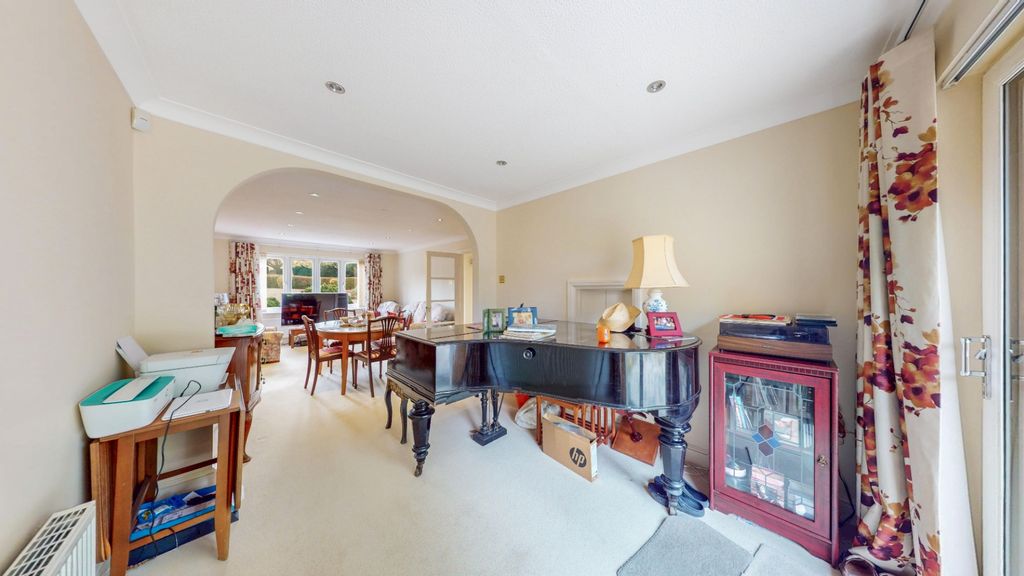 Property photo 2 of 20 5427022