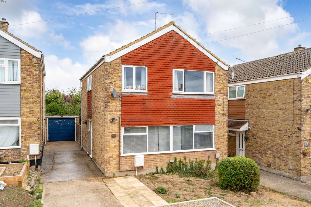 Property photo 1 of 16