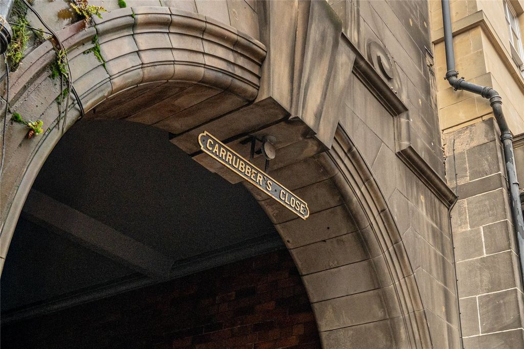 Property photo 2 of 25 Main Alt