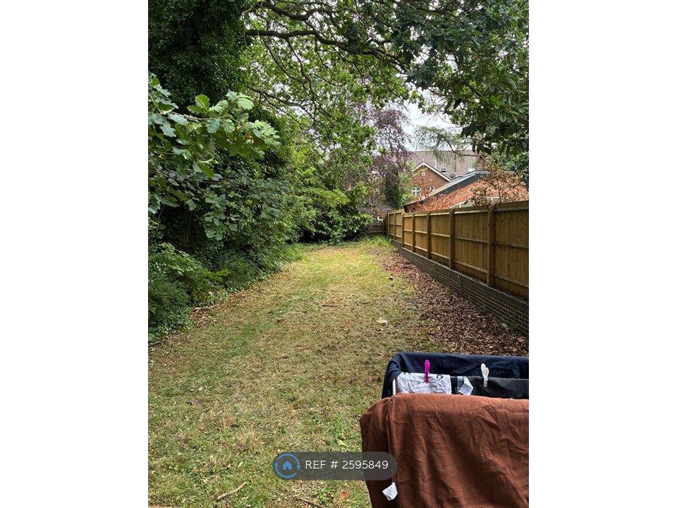 Property photo 1 of 2