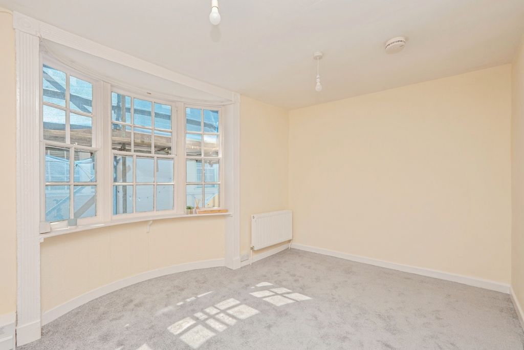 Property photo 2 of 18 Pbox-Img.Jpg