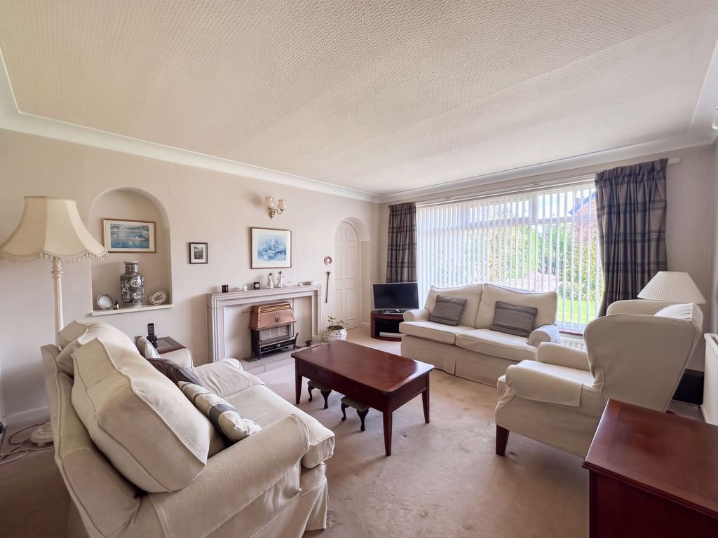 Property photo 2 of 23